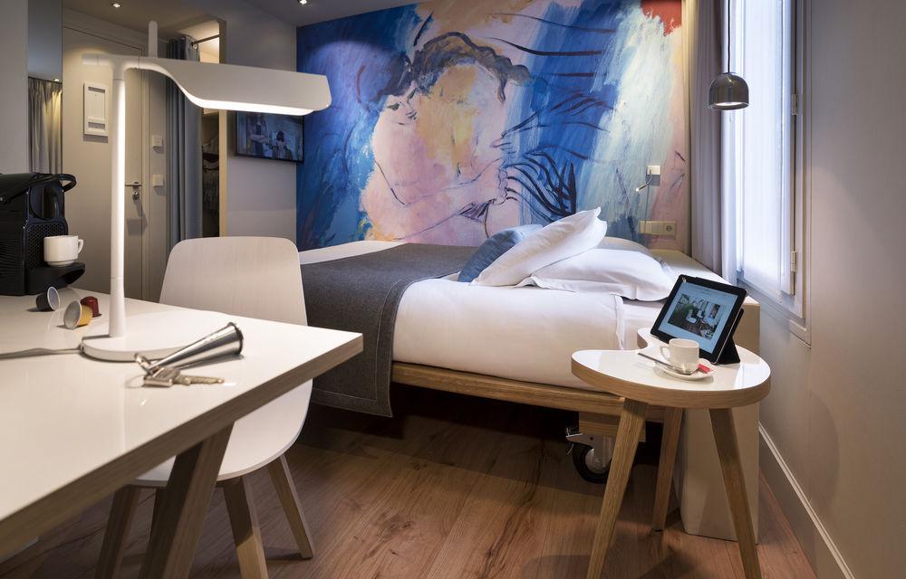 Hotel Max Paris Exterior photo